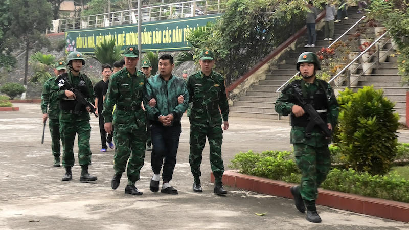 Triệt phá đường dây đưa hàng chục người nước ngoài xuất, nhập cảnh trái phép 