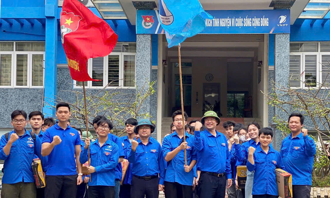 Tuổi trẻ Hưng Yên vững tin theo Đảng, xung kích xây dựng quê hương trong thời kỳ mới