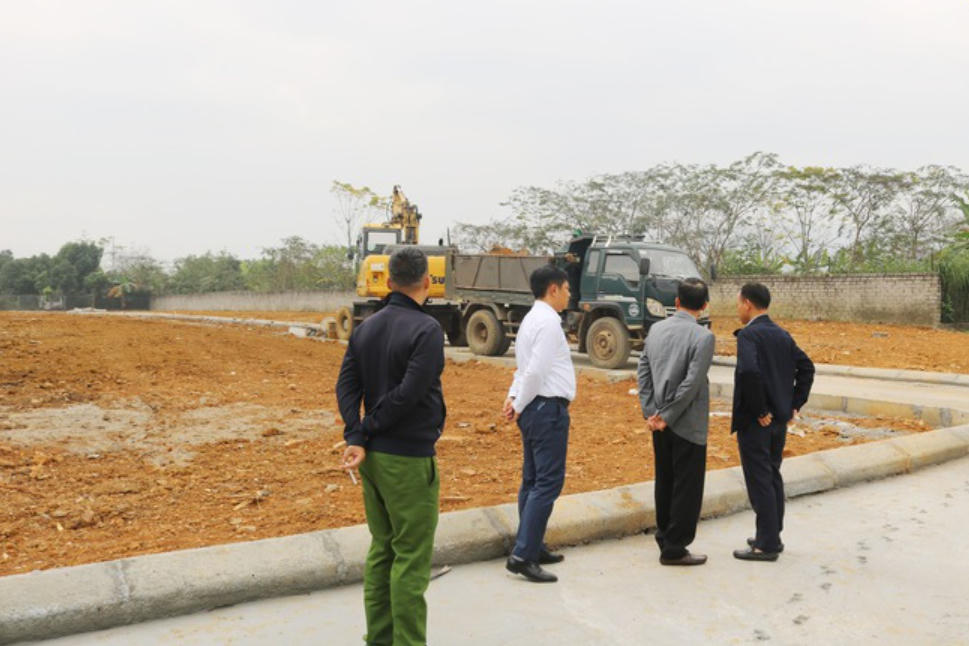 Phú Cát (Hà Nội): “Xử lý nóng” vụ phân lô trái phép trên đất chè Long Phú