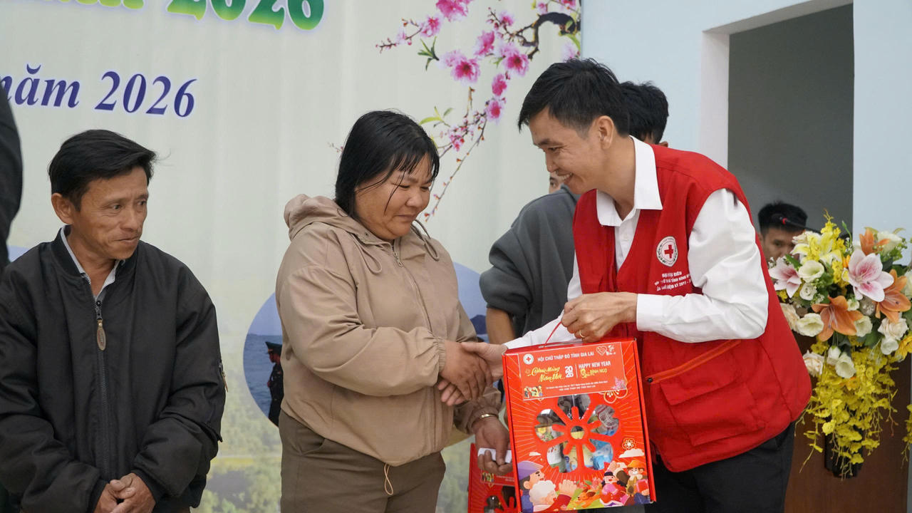 “Xuân Biên phòng - Ấm lòng dân Bản” 2026: Điểm tựa vững chắc cho đồng bào biên giới Gia Lai