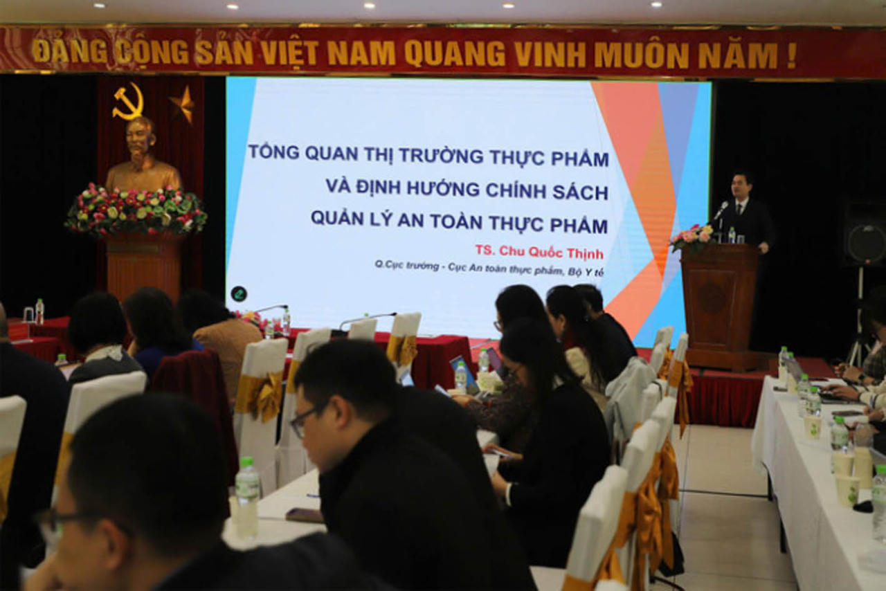 Bảo đảm mục tiêu chăm sóc sức khỏe nhân dân: Cần sớm hoàn thiện thể chế pháp luật về an toàn thực phẩm 
