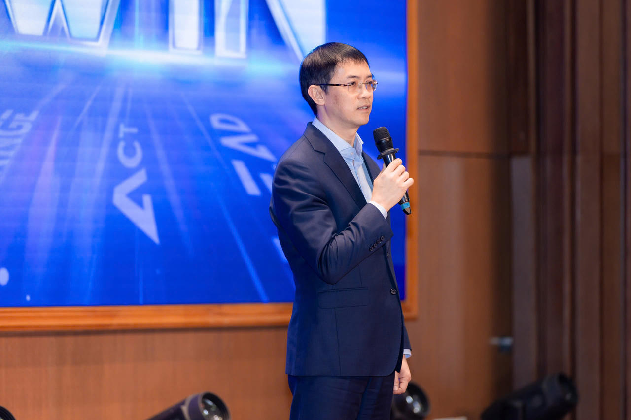 Ông Lê Viết Hải – Thành viên Hội đồng Quản trị MB ghi nhận những thành tích nổi bật trong năm qua, đồng thời định hướng phát triển cho MB Life trong năm 2026.