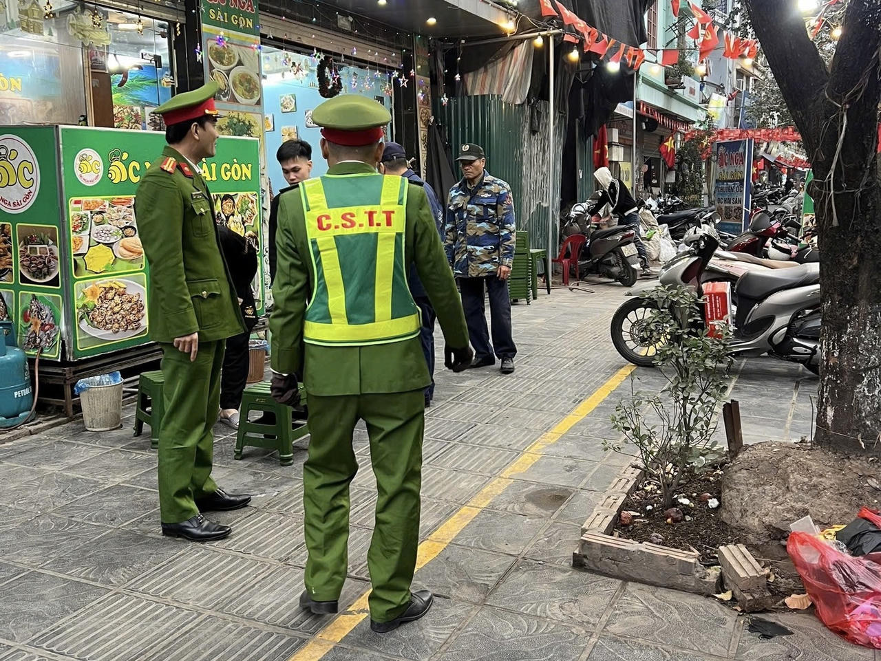 Hà Nội quyết tâm tháo gỡ 5 ‘điểm nghẽn’ đô thị