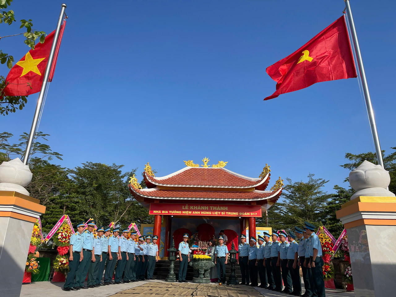 Khánh thành nhà bia tưởng niệm các anh hùng liệt sĩ Trung đoàn 917
