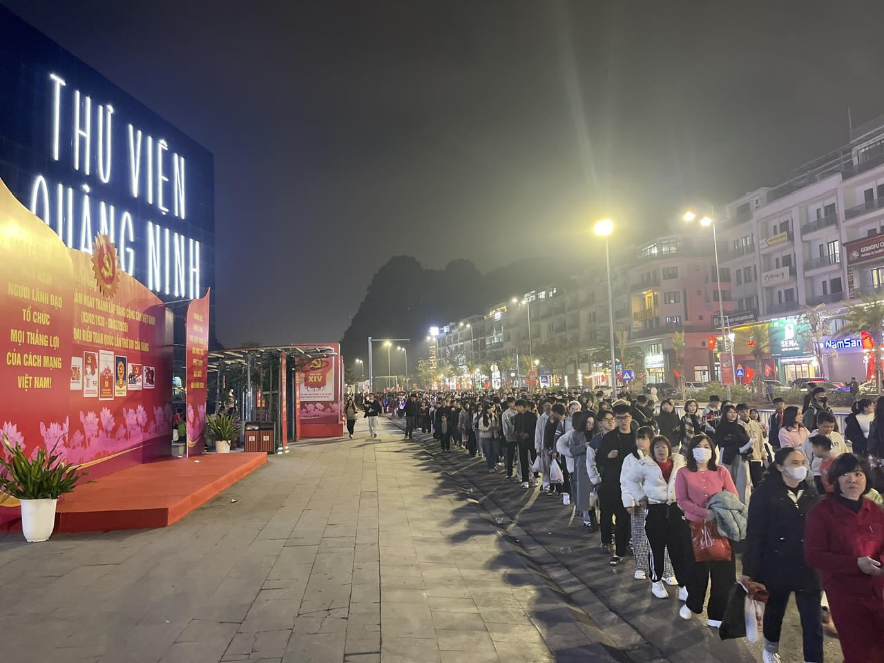 Tự hào theo Đảng quang vinh - Quảng Ninh vươn mình cất cánh