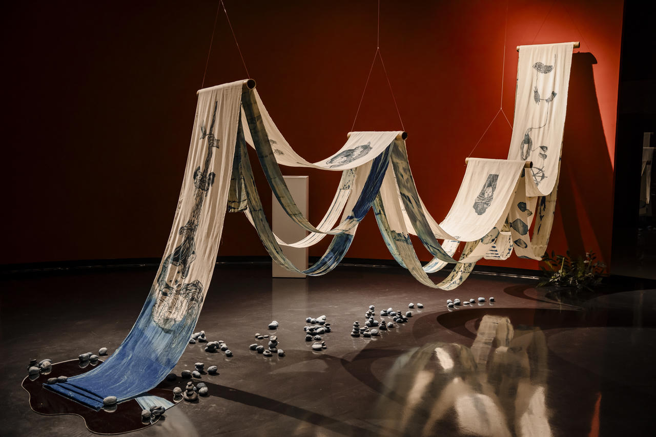 “Hạ Chiều Xanh Lam”: Sắc xanh của ký ức và những chuyển động mới