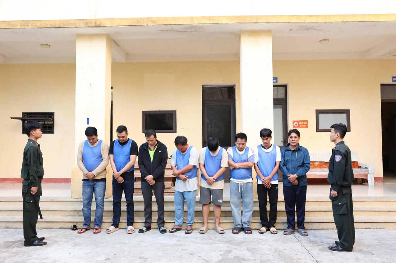 Công an Hà Tĩnh triệt phá 2 đường dây cá độ bóng đá xuyên tỉnh