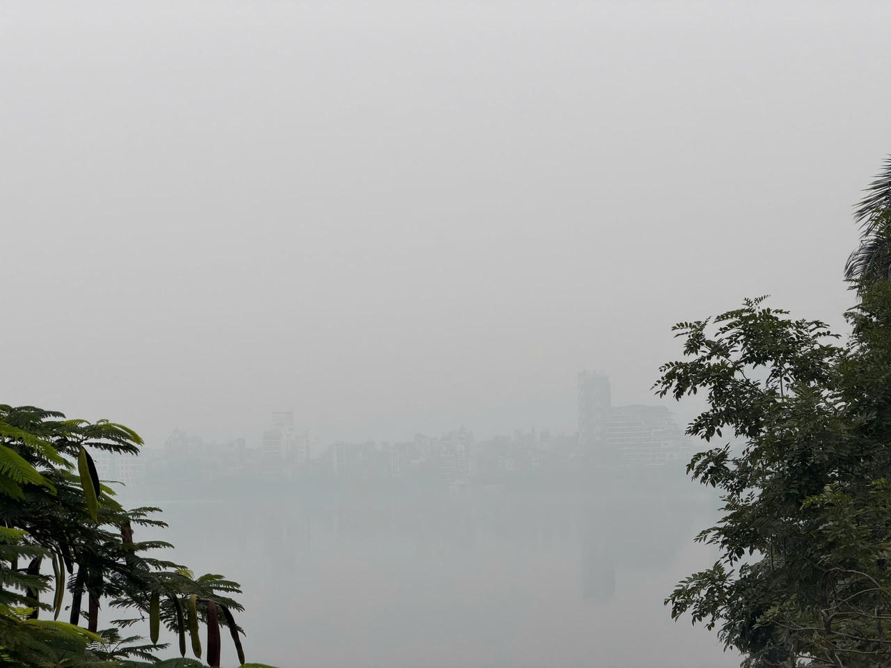 Chất lượng không khí tại Hà Nội tiếp tục suy giảm 