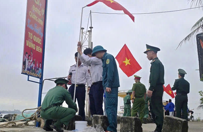 Tuổi trẻ Vùng Cảnh sát biển 2 sôi nổi hành động chào mừng thành công Đại hội XIV