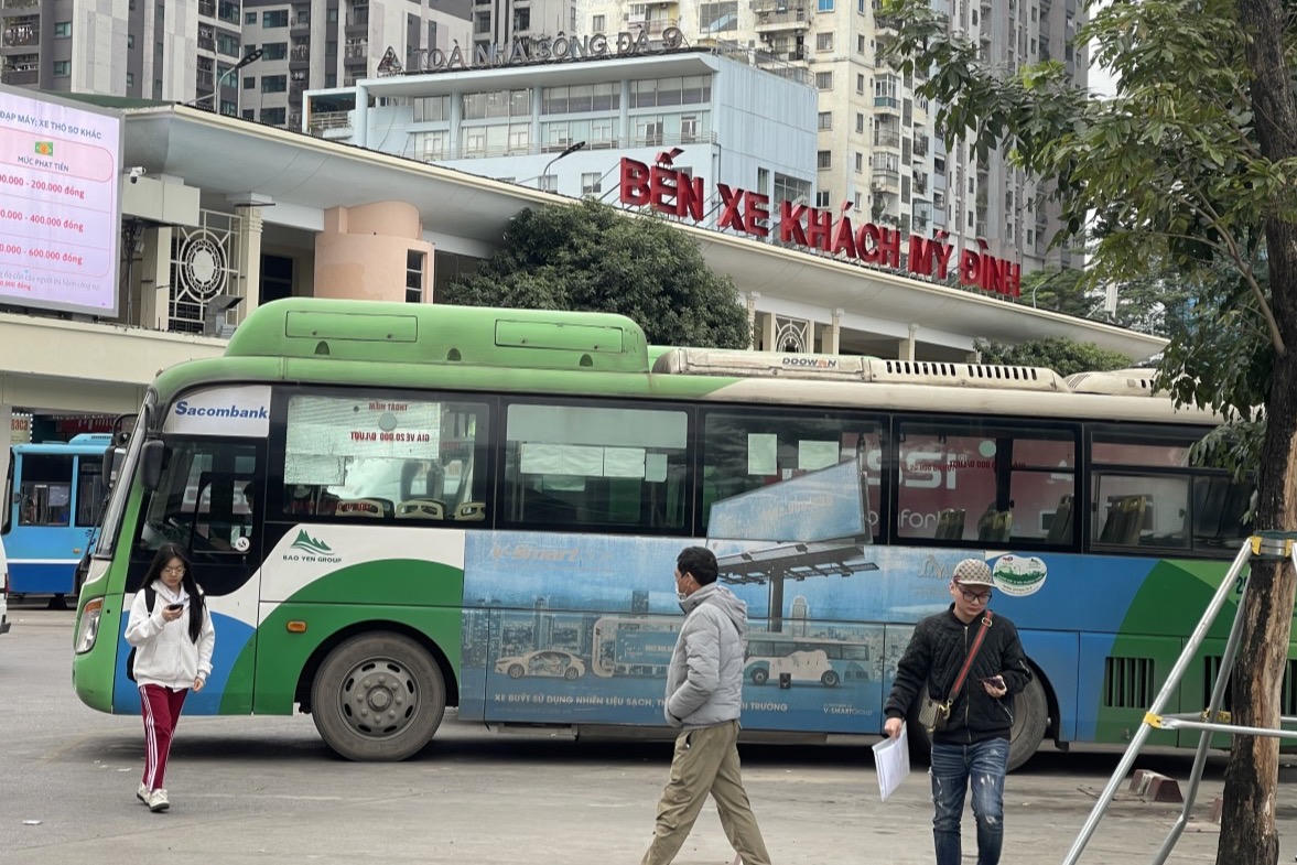 Hà Nội tăng cường hàng nghìn xe khách phục vụ người dân về quê ăn Tết