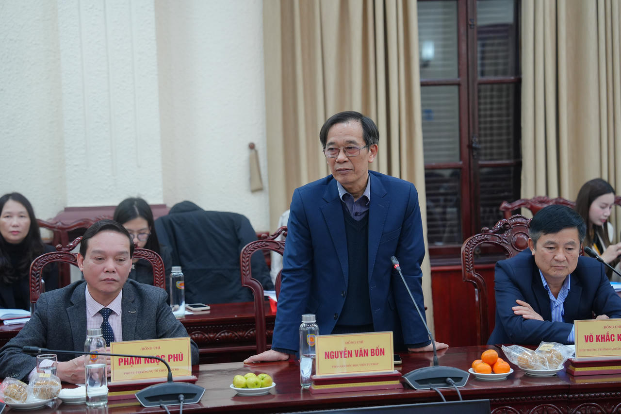 Cụm Thi đua số II: Phát huy sức mạnh báo chí, xuất bản, nghiên cứu, đào tạo trong phong trào thi đua