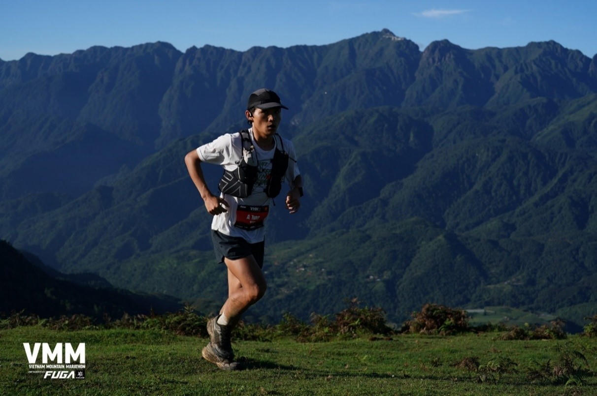 Vàng A Tung trên cung đường chạy VMM 2025.