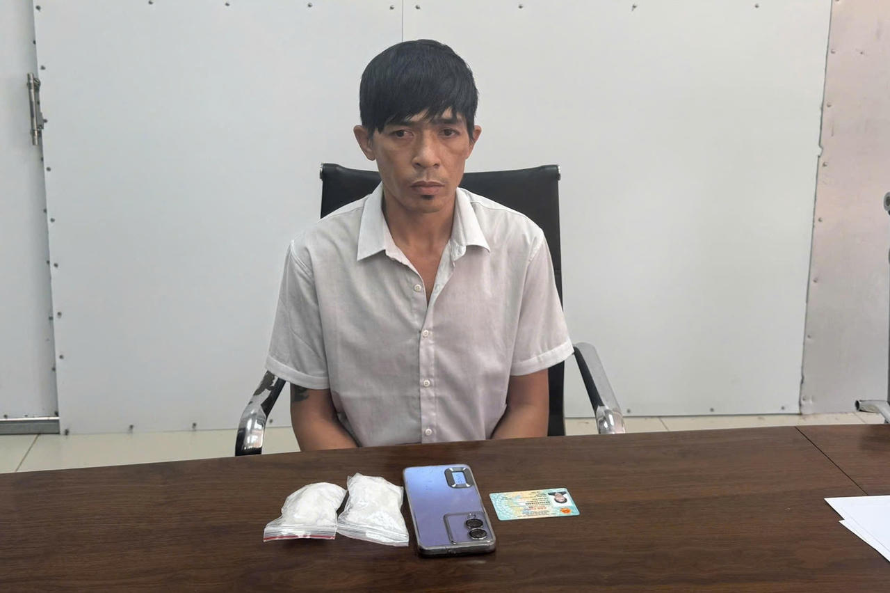 Bắt quả tang đối tượng vận chuyển trái phép chất ma túy