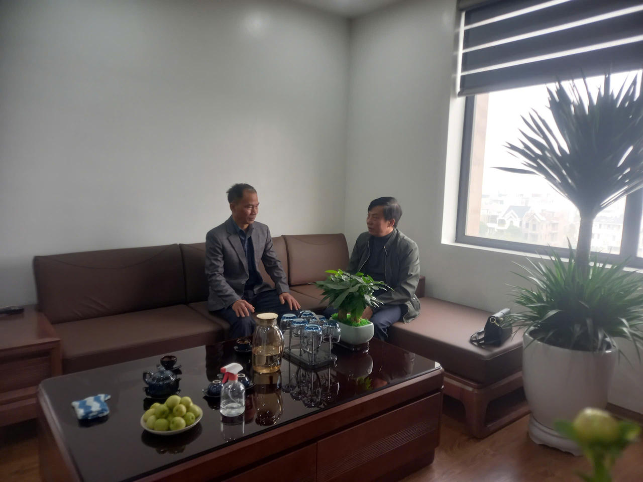 Sau hơn một năm, thấy cuộc sống thuận lợi, thoải mái gia đình ông Toàn đã mua 1 căn hộ tại toà nhà NO3.