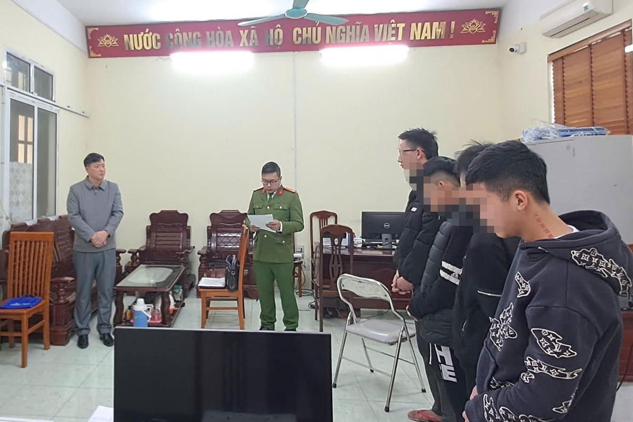 Bắt tạm giam nhóm thanh, thiếu niên mang hung khí hành hung nhiều người trong đêm