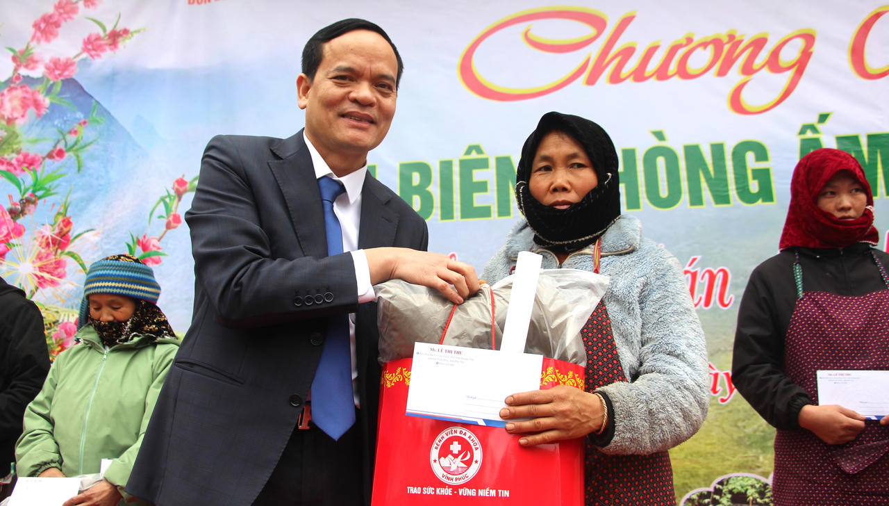 Tuyên Quang: "Xuân biên phòng ấm lòng dân bản" nơi cực bắc tổ quốc