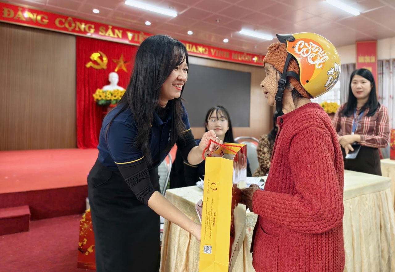 Phiên chợ đặc biệt ngày cuối năm nơi địa đầu Đông Bắc Tổ quốc