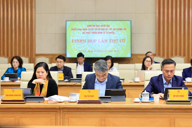 Thủ tướng: Xây dựng cơ chế giao việc lớn, việc khó, việc đột phá cho doanh nghiệp- Ảnh 8.