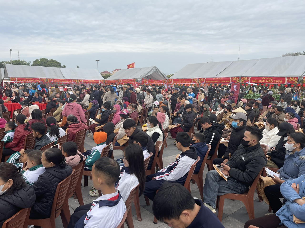 Phiên chợ đặc biệt ngày cuối năm nơi địa đầu Đông Bắc Tổ quốc