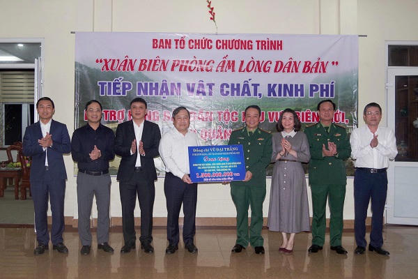 Hà Nội hỗ trợ 1,5 tỷ đồng thực hiện chương trình 'Xuân Biên phòng ấm lòng dân bản' tại Quảng Trị