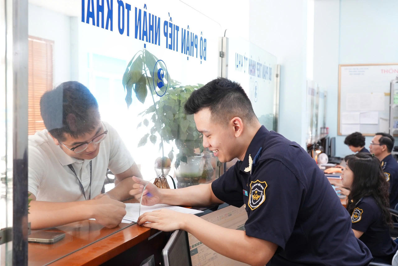 Bổ sung 1 thủ tục, bãi bỏ 5 thủ tục hành chính về hải quan
