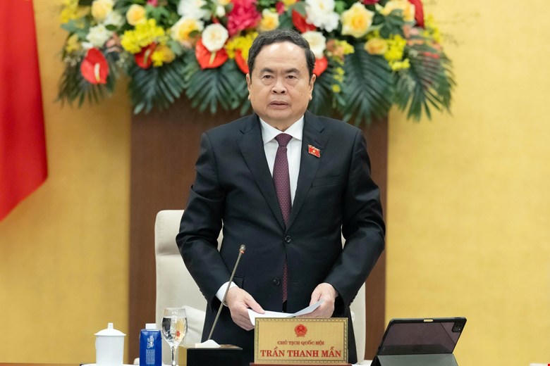 Thể chế hóa, cụ thể hóa kịp thời các nội dung của Nghị quyết Đại hội XIV