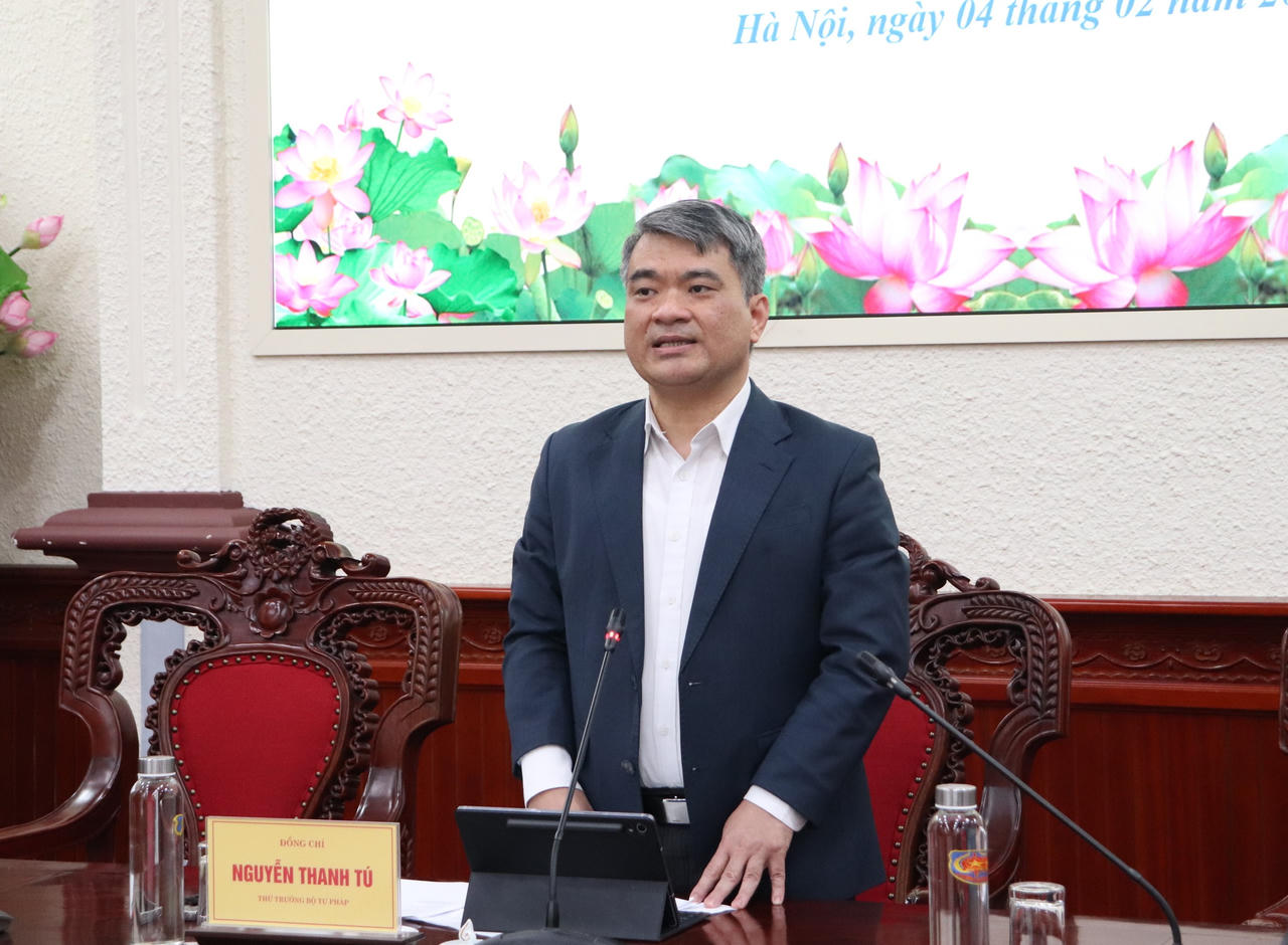 Thứ trưởng Nguyễn Thanh Tú kết luận buổi làm việc.