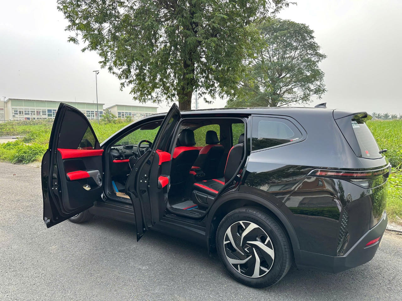 Limo Green giúp anh Thắng tạo ấn tượng tốt với hành khách đi xe nhờ trải nghiệm vận hành êm ái trên từng cung đường