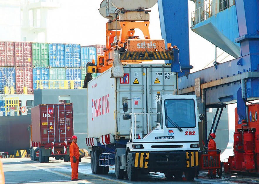 Thủ tướng yêu cầu tháo gỡ ngay vướng mắc, không để ách tắc thông quan thực phẩm xuất nhập khẩu