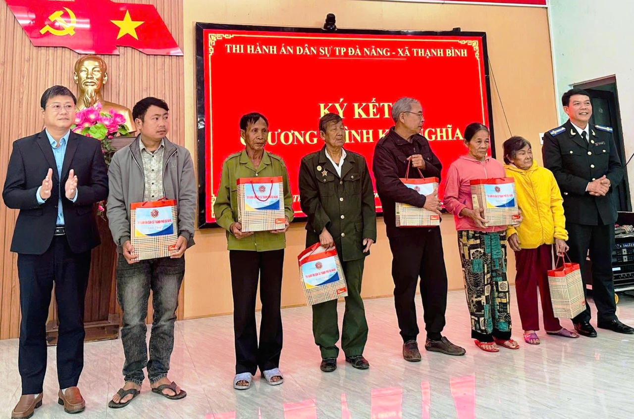 Đà Nẵng lan tỏa nghĩa tình kết nghĩa, đồng hành cùng các xã miền núi khó khăn