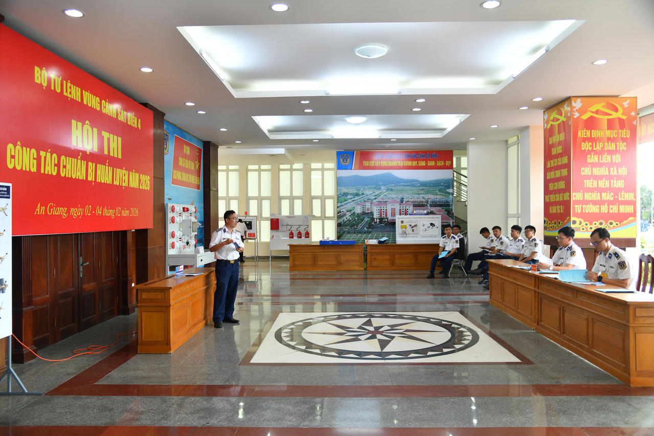 Bộ Tư lệnh Vùng Cảnh sát biển 4 sẵn sàng cho mùa huấn luyện năm 2026