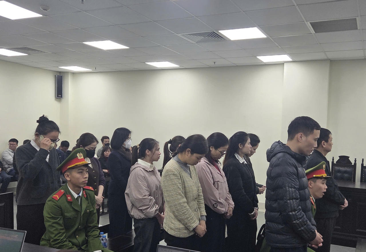 Xét xử 11 bị cáo trong vụ buôn lậu 546kg vàng trị giá hơn 1.208 tỷ đồng