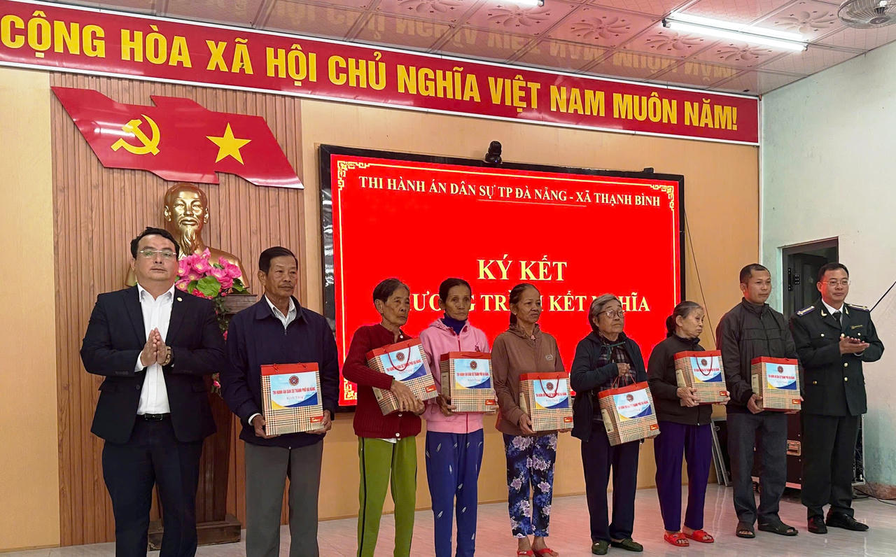 Đà Nẵng lan tỏa nghĩa tình kết nghĩa, đồng hành cùng các xã miền núi khó khăn