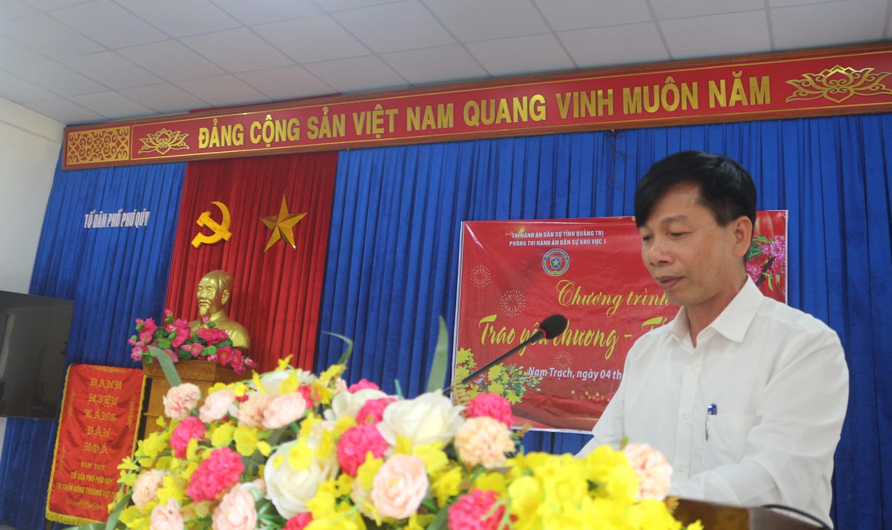 Ông Lê Tuấn Tôn, Phó Chủ tịch UBND xã Nam Trạch phát biểu tại chương trình.