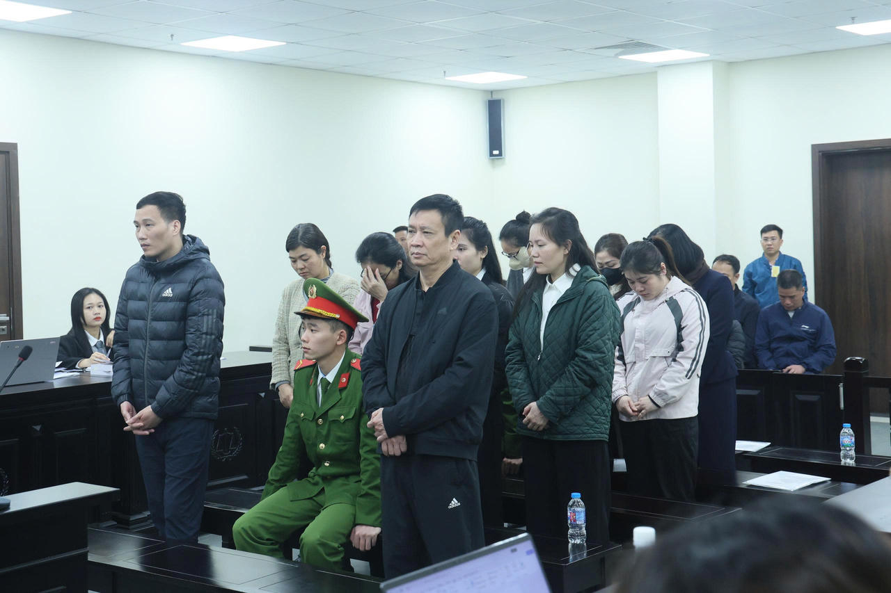 'Bà trùm' buôn lậu 546kg vàng lãnh 10 năm tù