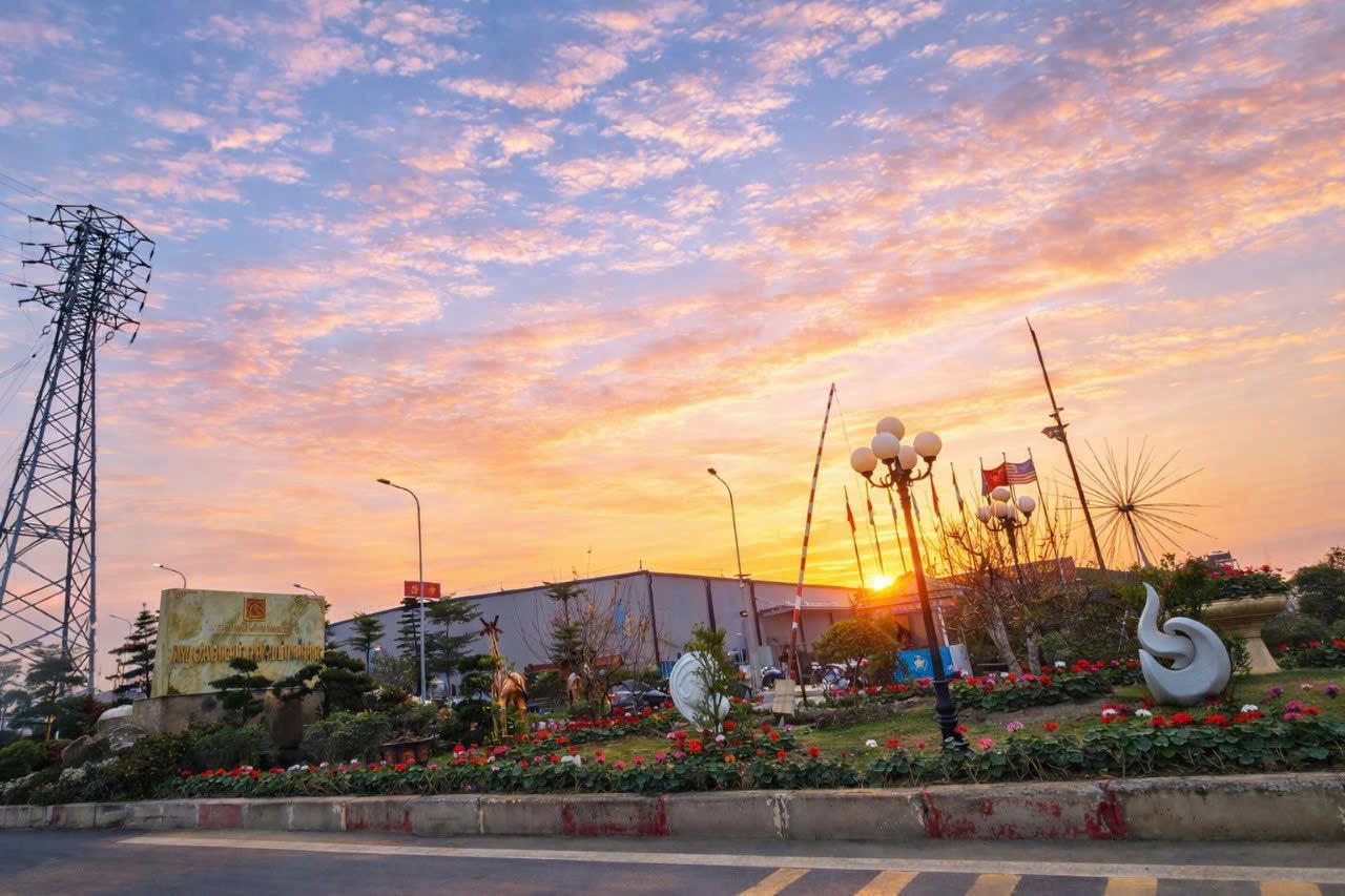 Khu Công nghiệp Phúc Điền mở rộng có vị trí đắc địa đang là điểm đến hấp dẫn của các nhà đầu tư trong và ngoài nước. (Ảnh: Hoàng Tùng)