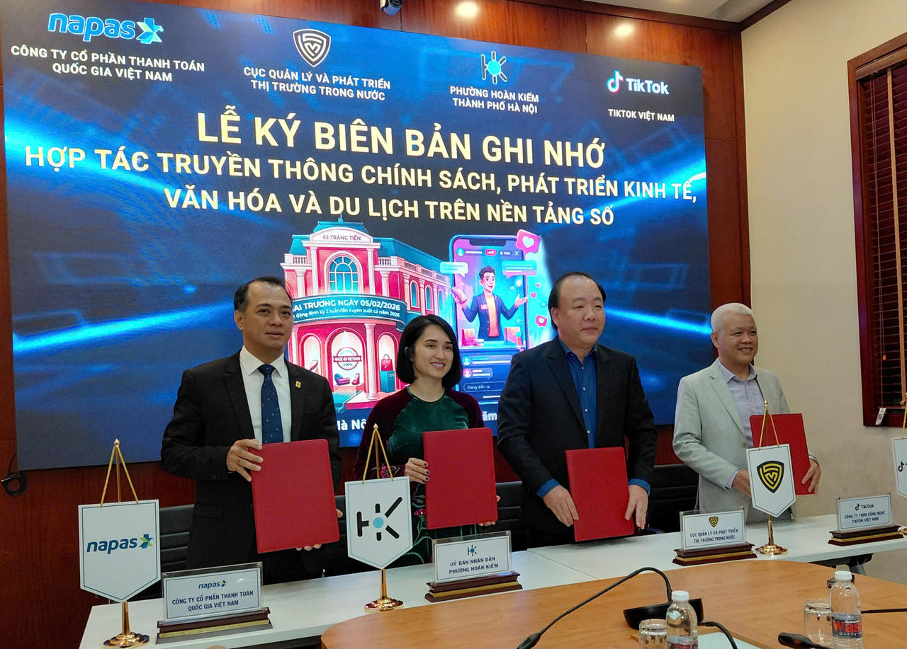 Lễ ký biên bản ghi nhớ diễn ra sáng 5/2