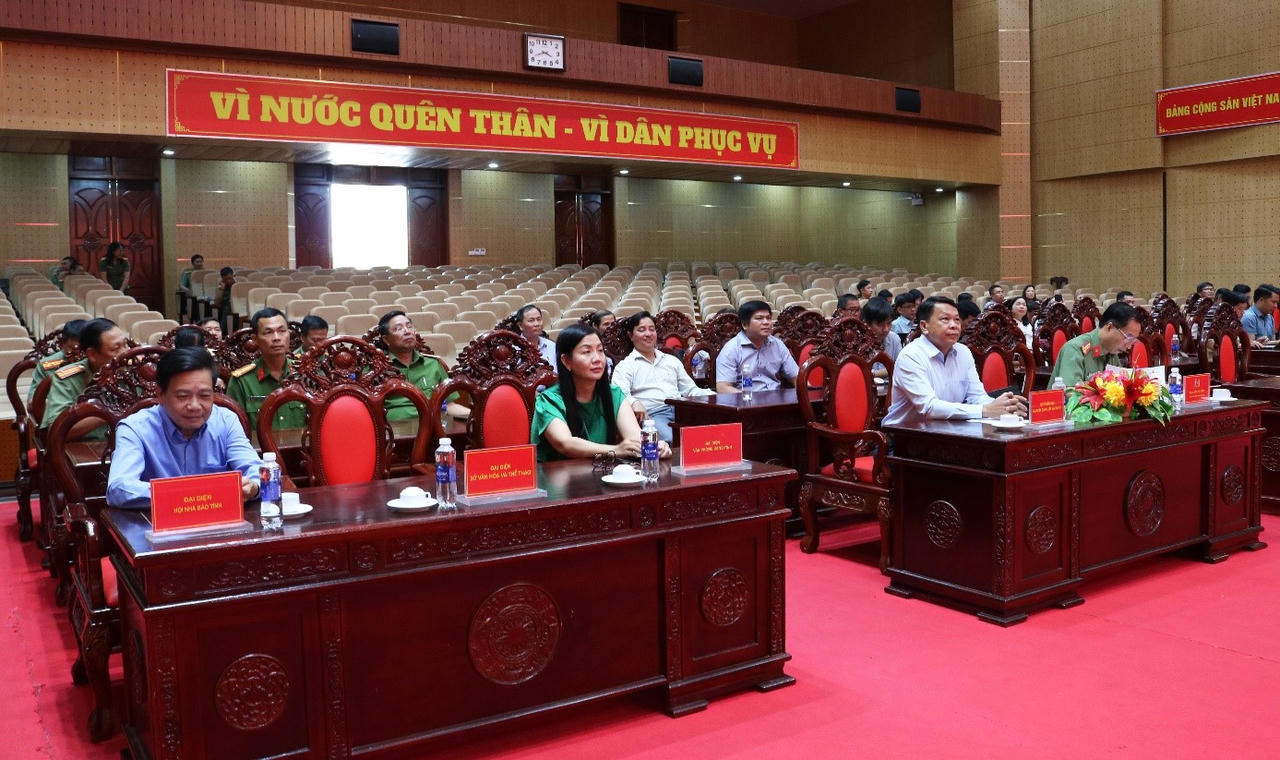Công an An Giang họp mặt báo chí nhân dịp Xuân Bính Ngọ 2026