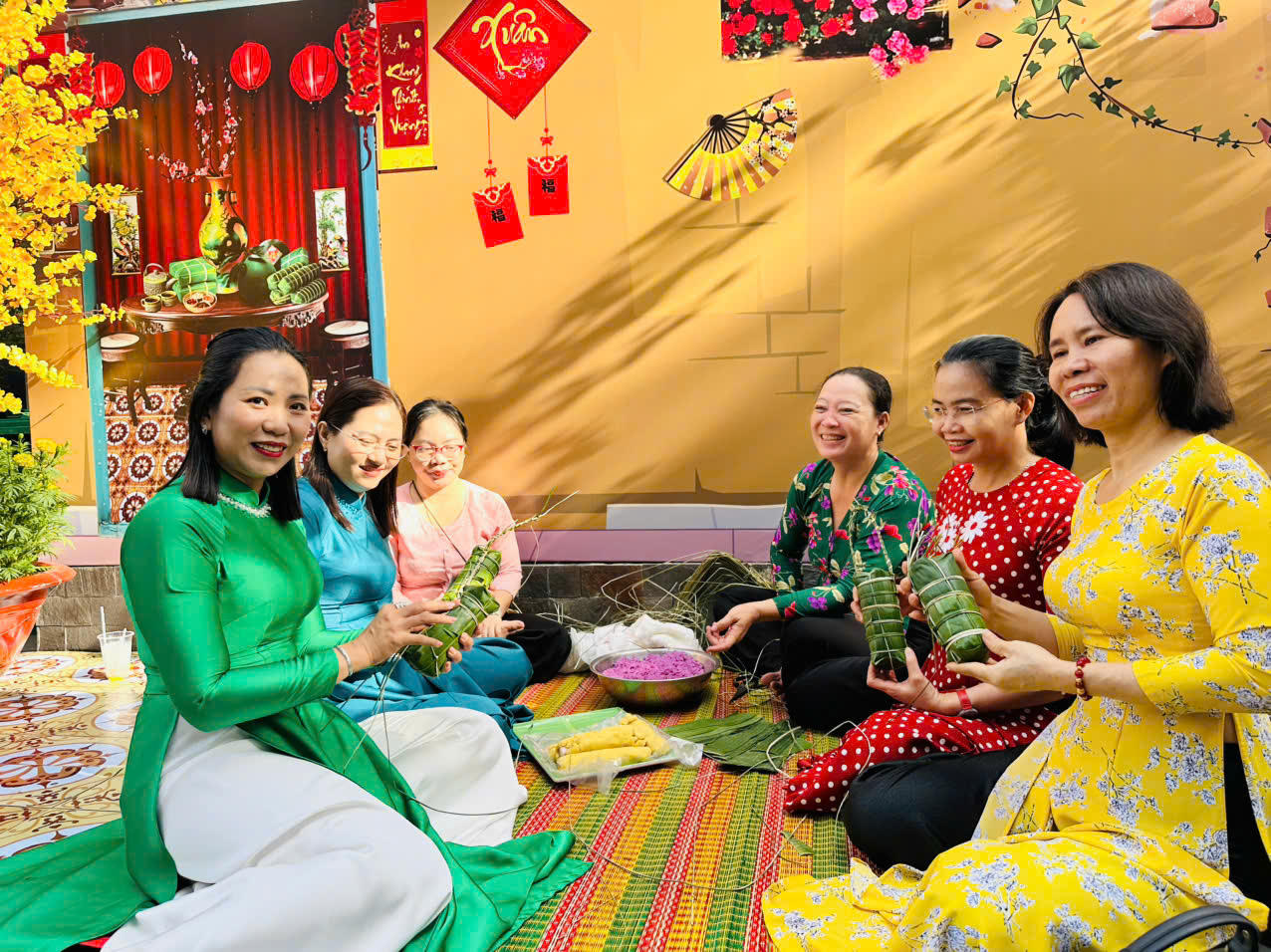 Rộn ràng “Sắc Xuân miệt vườn” và “Công viên Sách Xuân” ở Cần Thơ