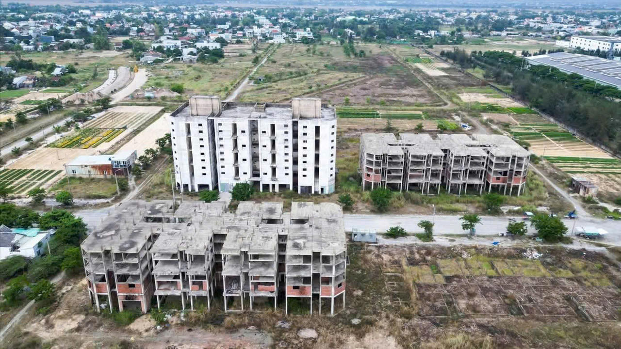 Đà Nẵng: Nhà ở xã hội khan hiếm, dự án hơn 700 tỷ đồng bỏ hoang suốt nhiều năm