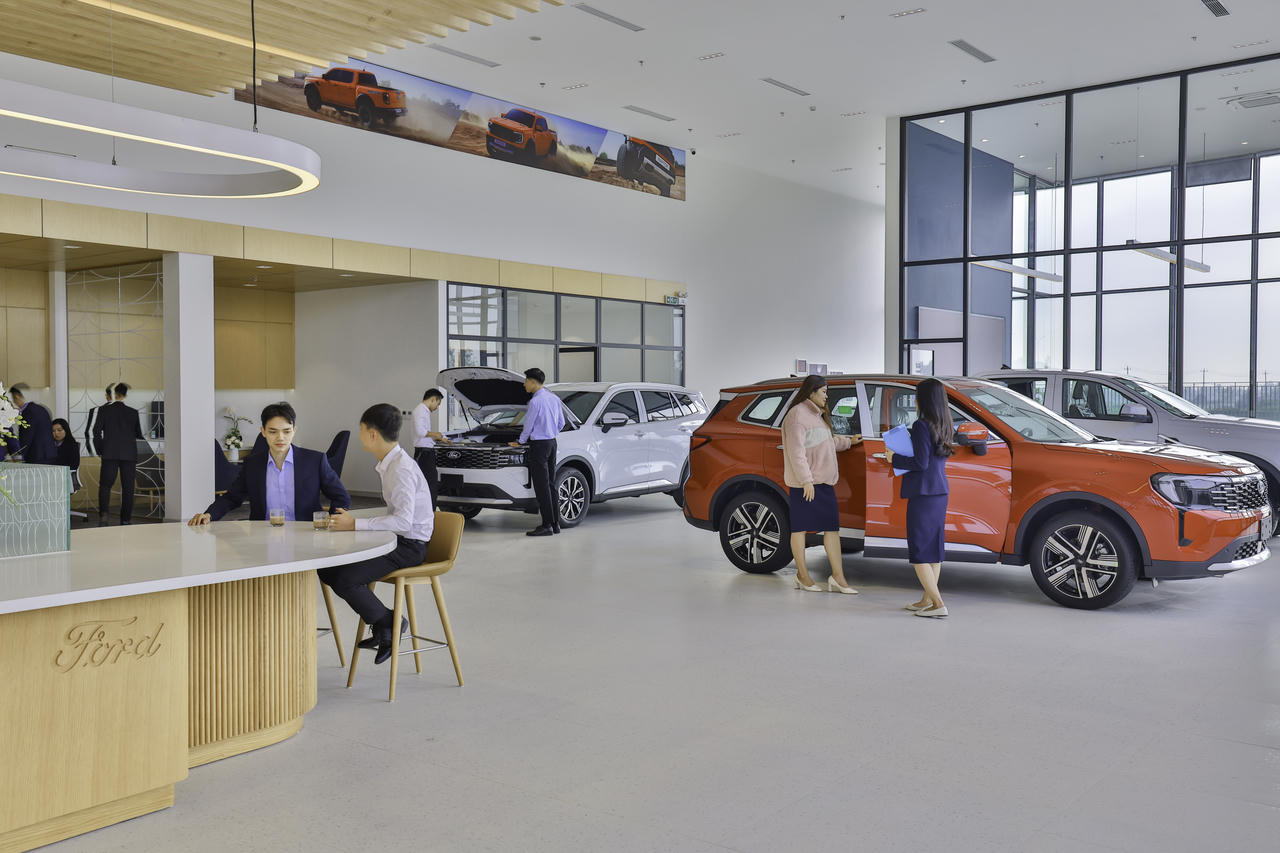 Khai trương đại lý Ford Signature 2.0 đầu tiên trên thị trường quốc tế ở Việt Nam