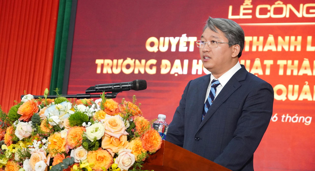 Bộ trưởng Nguyễn Hải Ninh phát biểu tại buổi lễ.