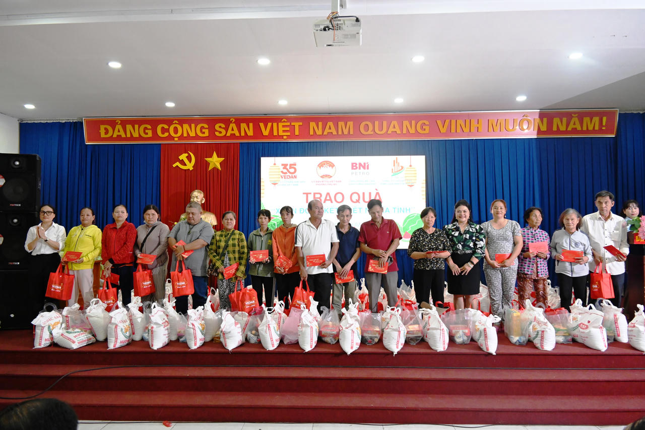 Vedan Việt Nam trao hơn 1.000 phần quà cho các hộ gia đình khó khăn dịp Tết Bính Ngọ 2026