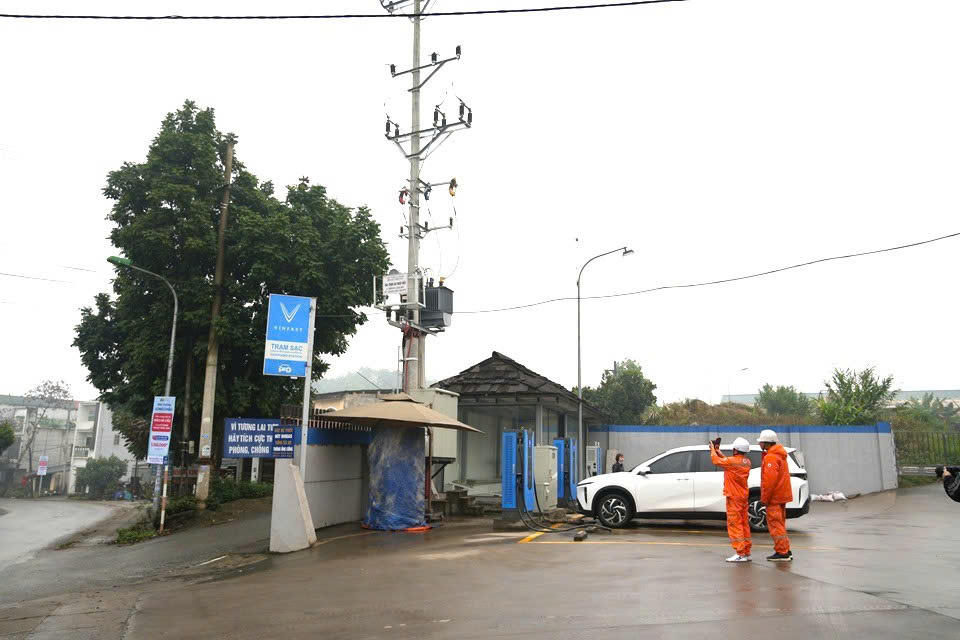 Tăng cường kiểm tra đường dây và trạm biến áp.