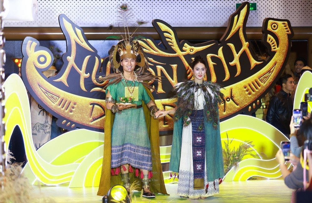 Tạo hình nhân vật Chử Đồng Tử và Tiên Dung ở thời kỳ Văn Lang (ảnh BTC).