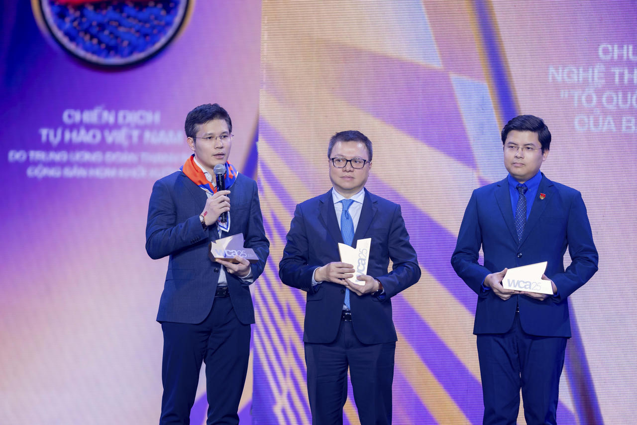 Chiến dịch “Không Một Mình” được vinh danh tại hạng mục “Dự án vì Việt Nam tôi” - Wechoice Awards 2025 
