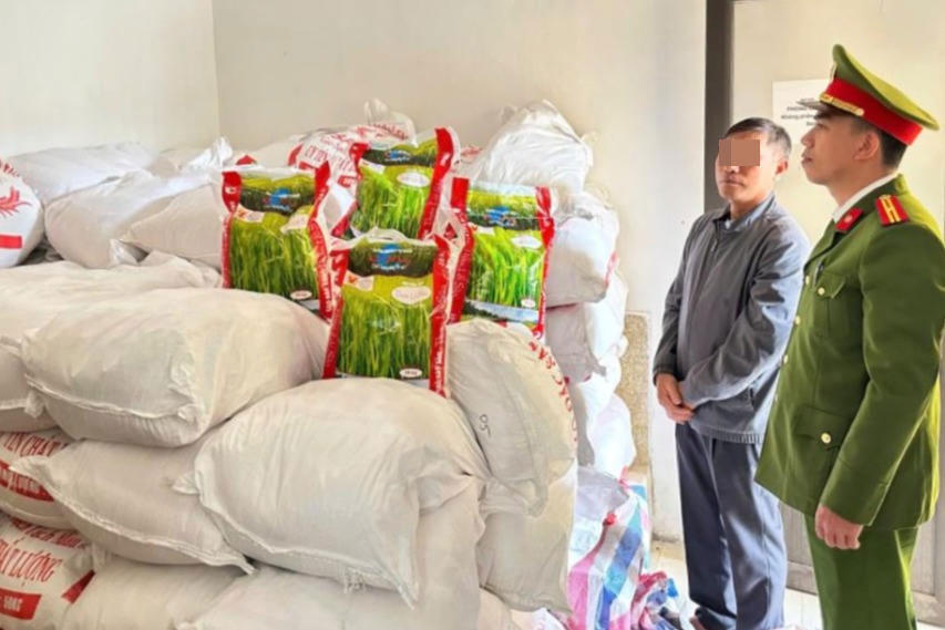 Triệt phá đường dây sản xuất, buôn bán gạo giả nhãn hiệu ở Hà Tĩnh
