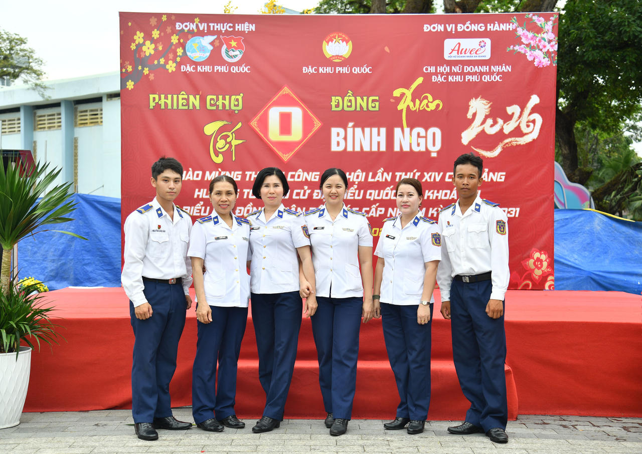 Tết thắm tình quân - dân nơi Đảo Ngọc Phú Quốc