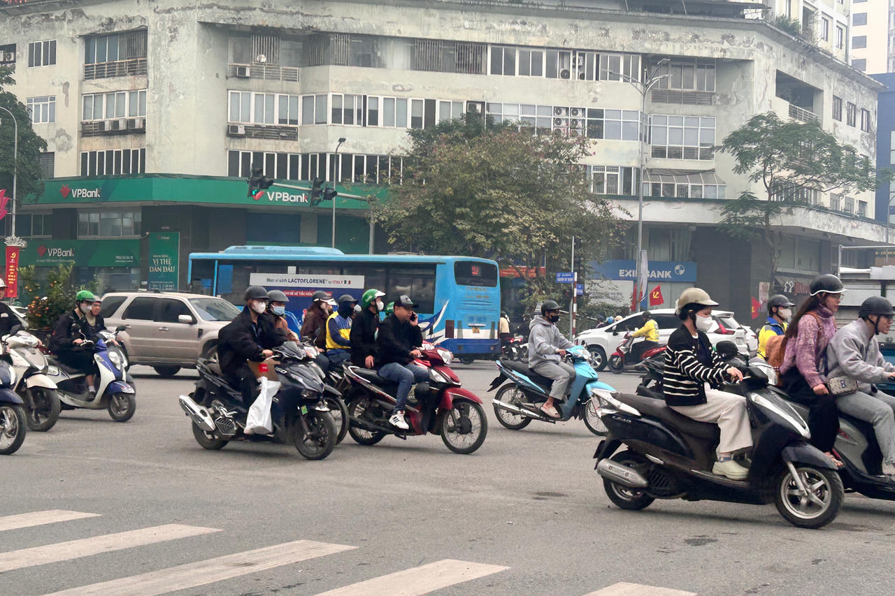 Thời tiết ngày 10/2: Hà Nội đêm có mưa nhỏ rải rác, trời rét