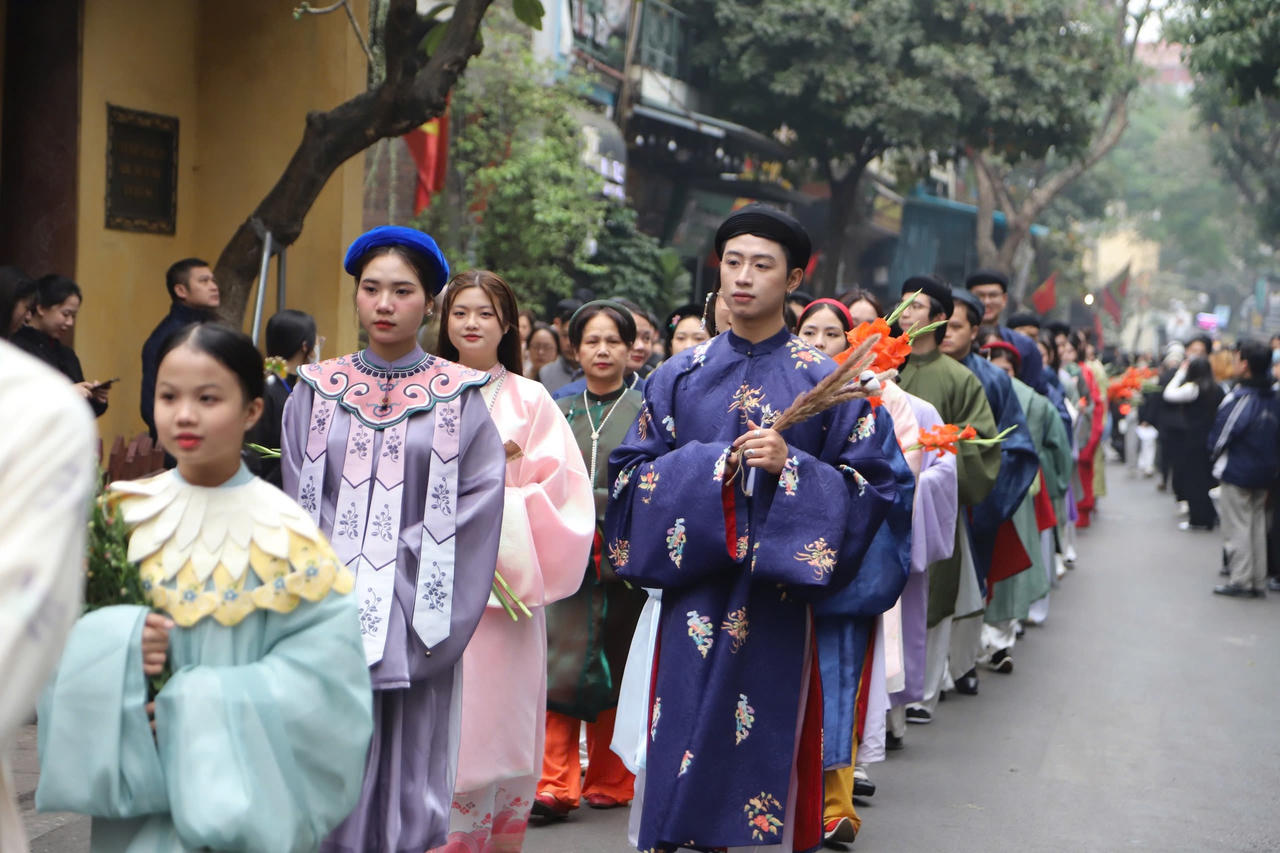 Tết Việt trong kỷ nguyên mới: Giữ hồn truyền thống giữa nhịp sống số